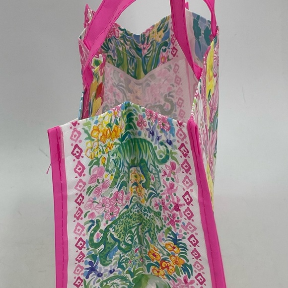 Lilly Pulitzer Floral Garden Pink Reusable Tote Shopping Bag Hibiscus Maui 11x9" - Picture 4 of 9